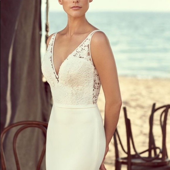 Mikaella wedding gown - Picture 7 of 7